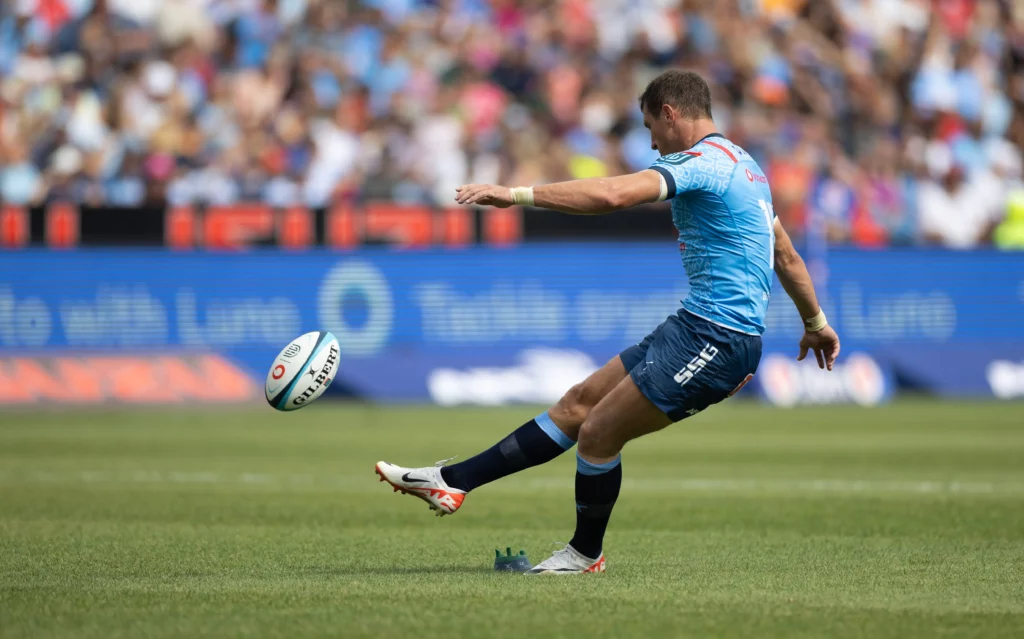 Johan Goosen Kicking Ball